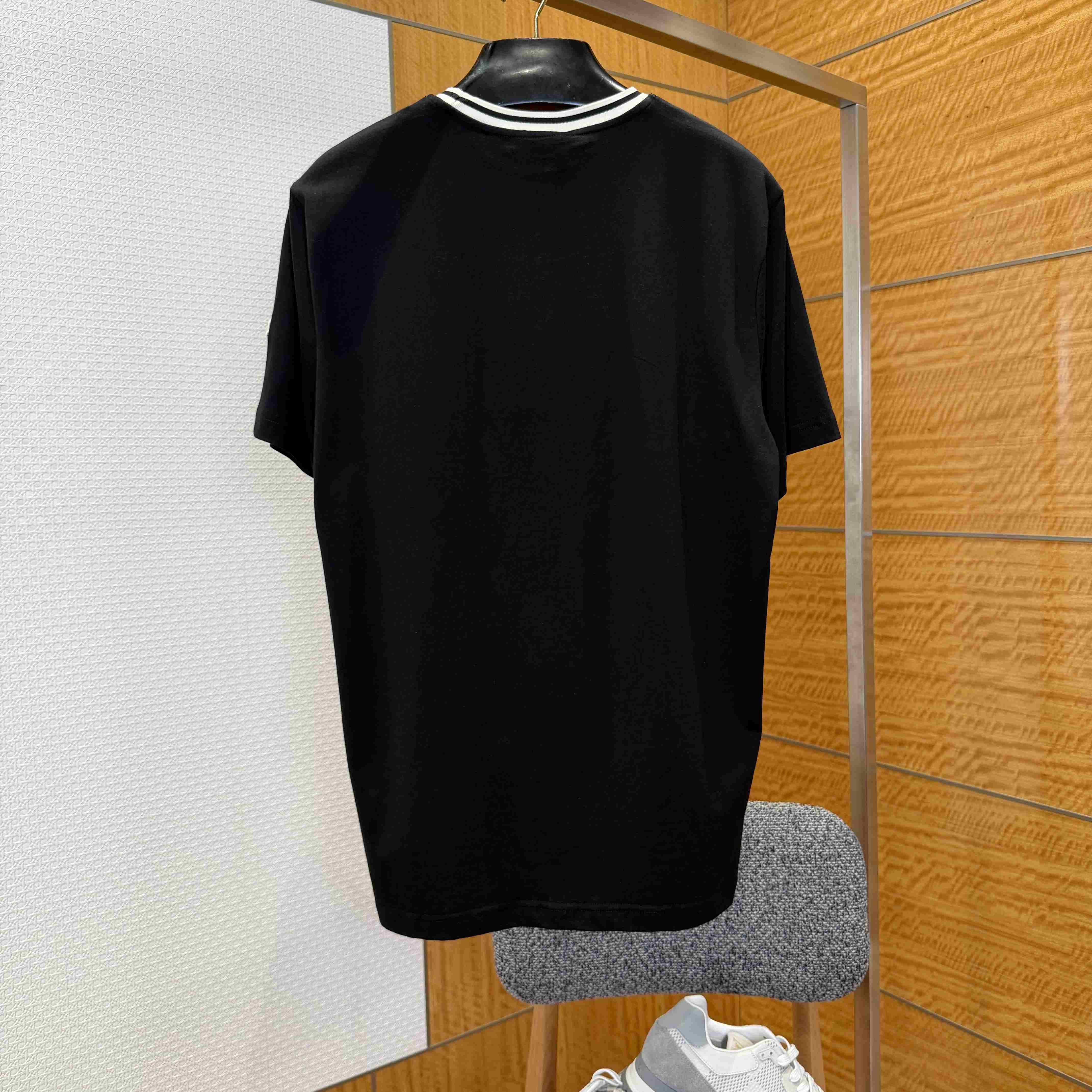 Moncler MonDuck Logo Patch Cotton T-Shirt - FashionPlug