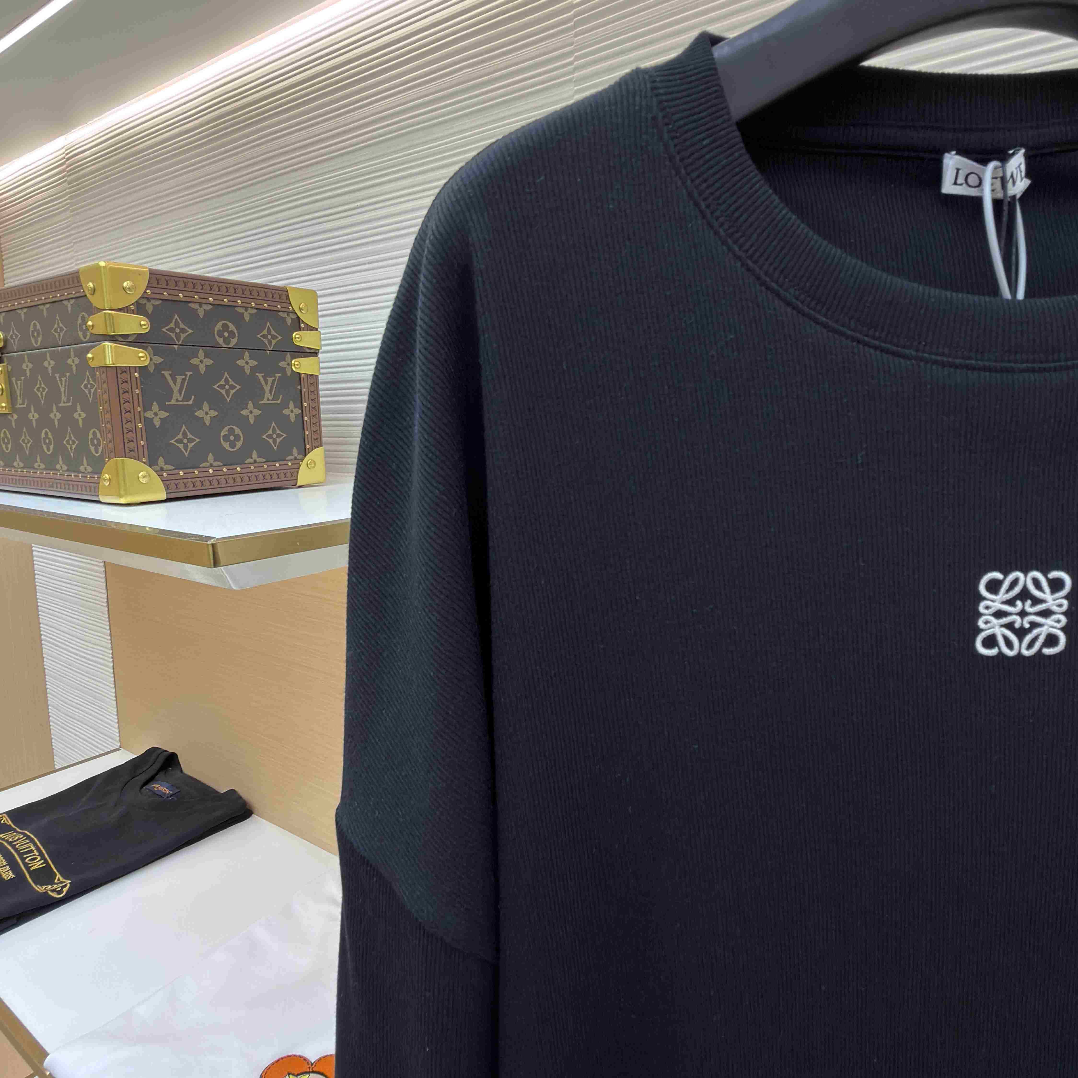 Loewe Oversized Fit Long Sleeve T-shirt In Cotton - FashionPlug