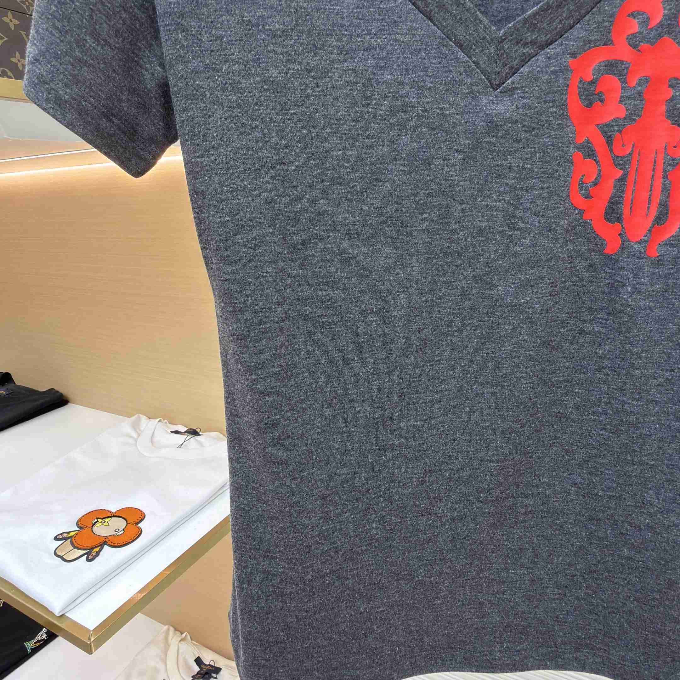 Chrome Hearts V-Neck T-Shirt 'Grey' - FashionPlug