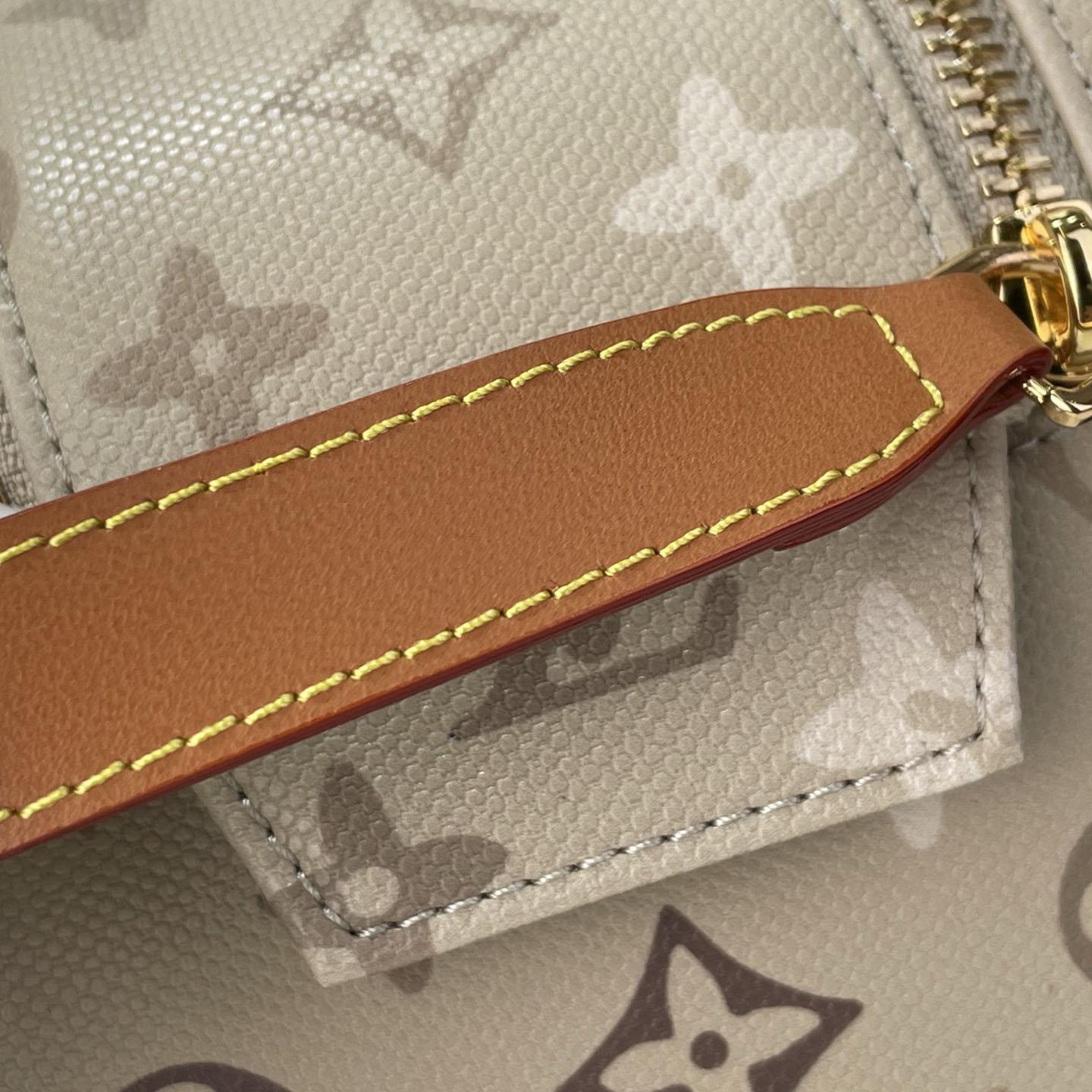 Louis Vuitton Dopp Kit  M29161 - FashionPlug
